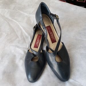 Easy Spirit Women's Blue Dress Shoes Size 5 1/2 NWOT